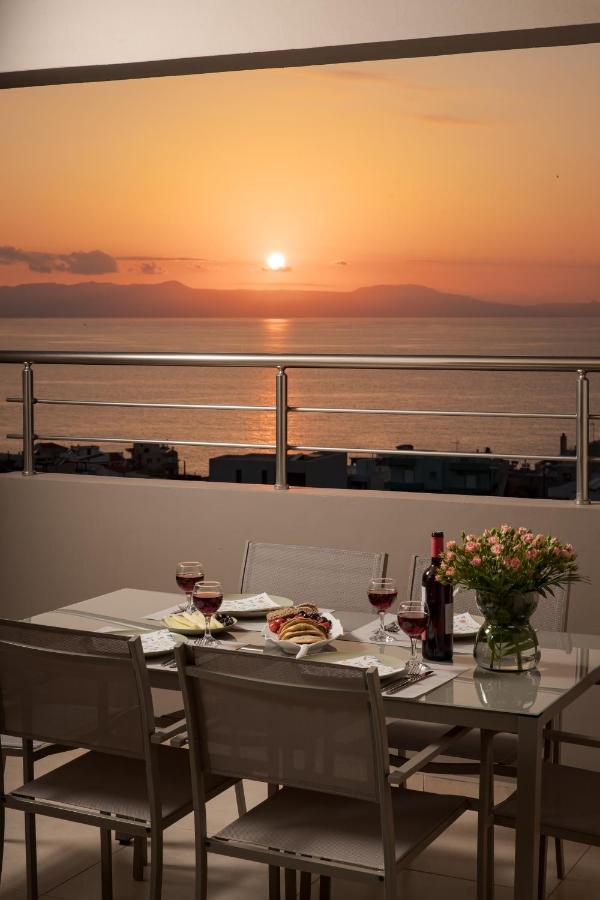 Overview Chania With Sea View And Amazing Sunset Luaran gambar