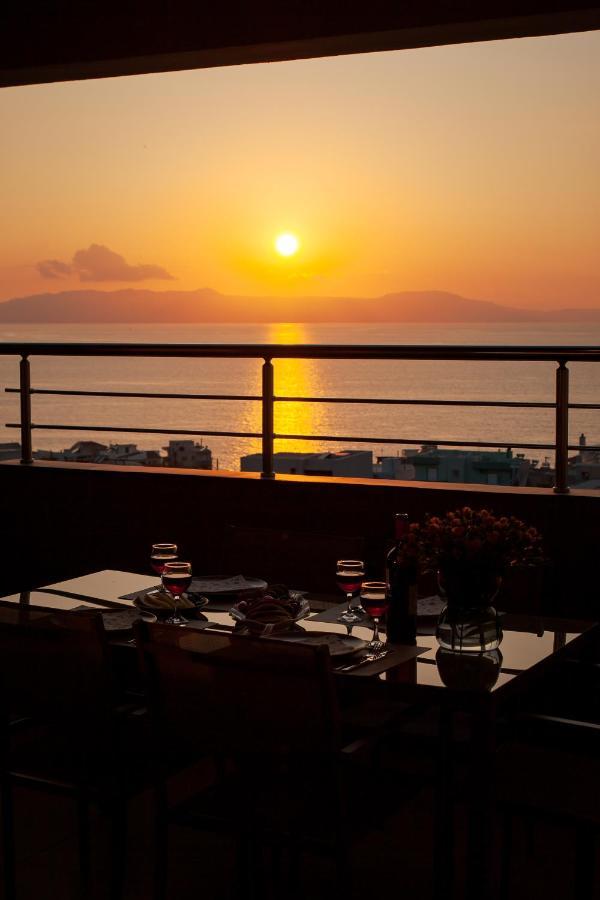 Overview Chania With Sea View And Amazing Sunset Luaran gambar